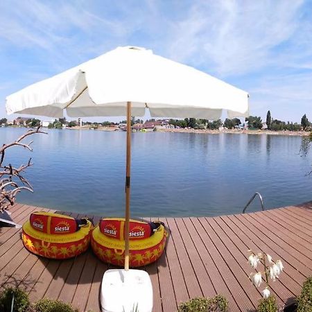 Topsenec-Lakeside Home Extérieur photo