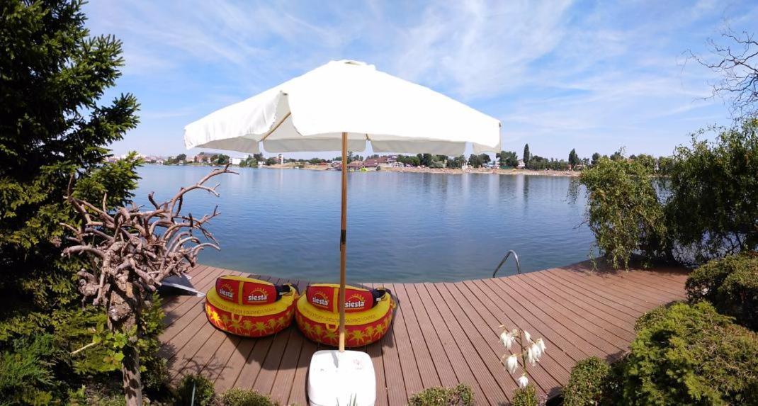 Topsenec-Lakeside Home Extérieur photo