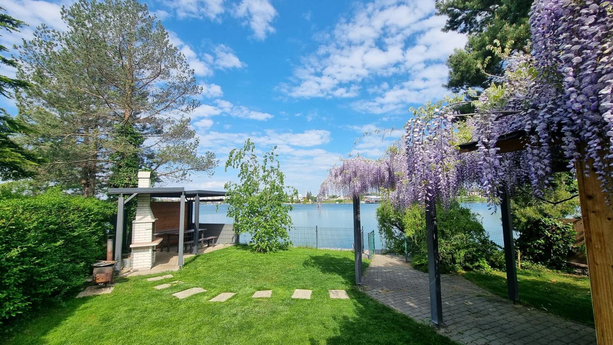 Topsenec-Lakeside Home Extérieur photo