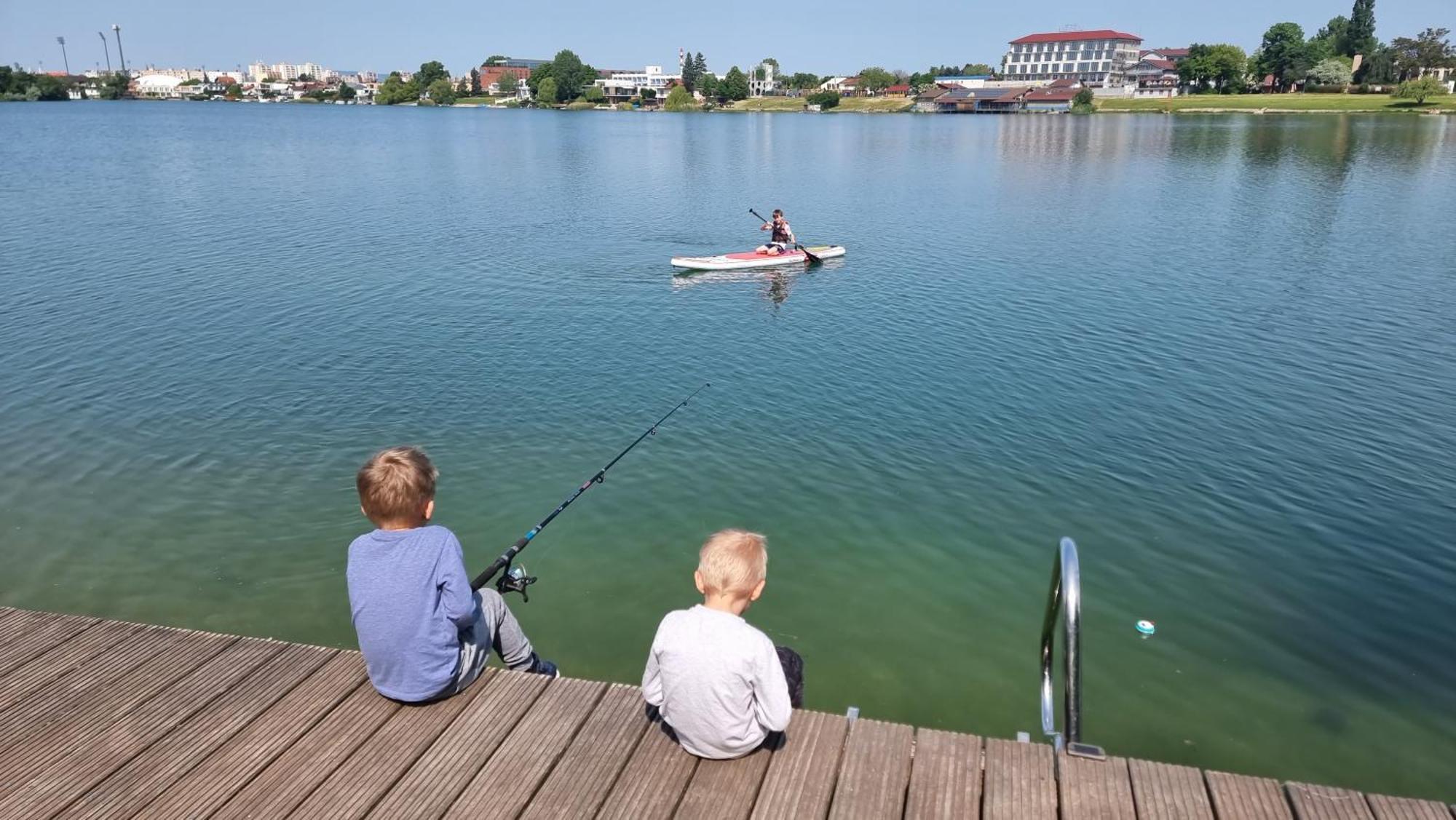 Topsenec-Lakeside Home Extérieur photo
